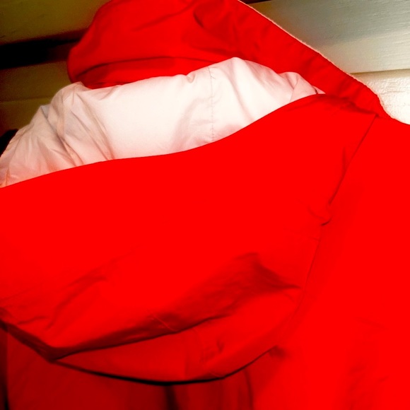 Marmot ( Excellent Brand) Women's GORE TEX Ski Jacket - Shell/ / Attached Hood - Picture 7 of 10